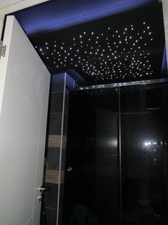 Grey Apartment Ni Eksteriør billede